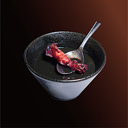 画像ギャラリー No.029のサムネイル画像 / クリプトビオシスやサムの血液袋が飲食できる!? 「DEATH STRANDING 2」ポップアップショップ,ブランドコラボ商品の情報を公開