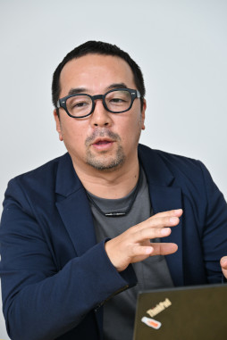 ���������꡼ No.014�Υ���ͥ������ / �Υ��󥿥ӥ塼�ϡֳ� ���������פ������ȥХȥ�ο�������ڤ��󤯡��ץ��ǥ塼�����������ٹ��᤬������沈����ؤΤ������