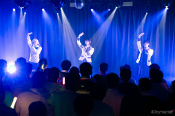 画像ギャラリー No.005のサムネイル画像 / 合同曲,新衣装,そして笑顔の掛け声。「うたの☆プリンセスさまっ♪BACK to the IDOL」2周年イベントを振り返る