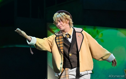 画像ギャラリー No.003のサムネイル画像 / 赤の大陸を彩る全17曲とマジックのような演出。「ミュージカル『フラガリアメモリーズ』〜純真の結い目〜」ゲネプロレポート