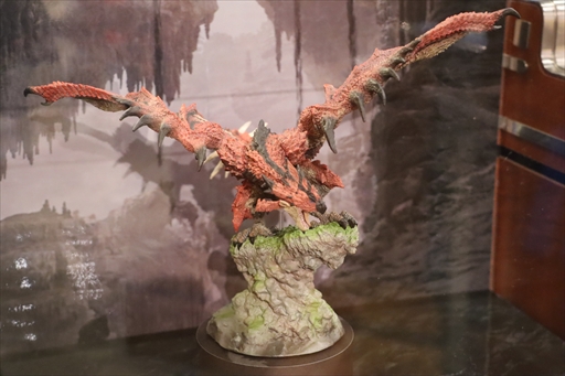 画像ギャラリー No.021のサムネイル画像 / USJ×「モンスターハンターワイルズ」コラボが期間限定で開催中。獣人族モリバーのアジトをモチーフにしたコラボレストランと,ARスタンプラリーを体験してきた