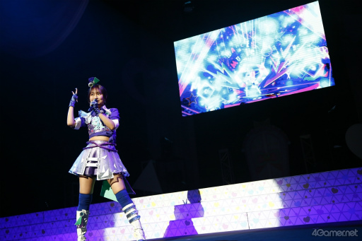 画像ギャラリー No.018のサムネイル画像 / 総勢30名のアイドルが夢の共演! 「ひみつのアイプリ×プリパラ」パワフル&ハートフルなライブをレポート