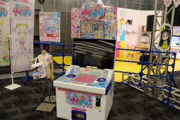 画像ギャラリー No.029のサムネイル画像 / 2m超の特大ムギちゃんやステージイベントで大盛り上がり! 「アイプリワールド2025」をレポート