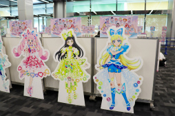 画像ギャラリー No.031のサムネイル画像 / 2m超の特大ムギちゃんやステージイベントで大盛り上がり! 「アイプリワールド2025」をレポート