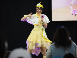 画像ギャラリー No.037のサムネイル画像 / 2m超の特大ムギちゃんやステージイベントで大盛り上がり! 「アイプリワールド2025」をレポート