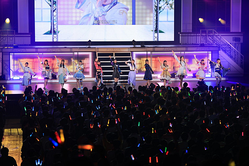 画像ギャラリー No.029のサムネイル画像 / ライブ「学園アイドルマスター The 1st Period Spotlight Star」レポート。12人のアイドルがそれぞれの個性を輝かせた