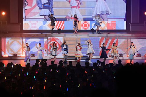 画像ギャラリー No.031のサムネイル画像 / ライブ「学園アイドルマスター The 1st Period Spotlight Star」レポート。12人のアイドルがそれぞれの個性を輝かせた