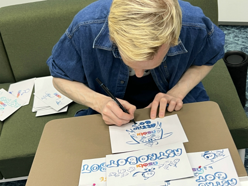 画像ギャラリー No.008のサムネイル画像 / 「アストロボット」制作スタジオTeam ASOBIのファンミーティングをレポート。ここだけでしか聞けないトークや貴重な資料を楽しめる,和やかな時間が流れていた