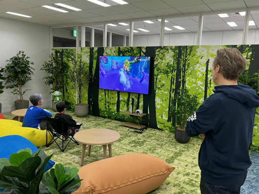 画像ギャラリー No.029のサムネイル画像 / 「アストロボット」制作スタジオTeam ASOBIのファンミーティングをレポート。ここだけでしか聞けないトークや貴重な資料を楽しめる,和やかな時間が流れていた