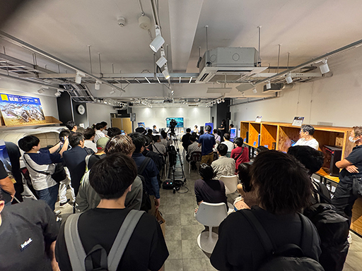 画像ギャラリー No.019のサムネイル画像 / 「Core Ultra 200S」シリーズの性能を引き出すIntel 200S Boostに注目。インテル社長がモンハンに挑戦したイベントをレポート