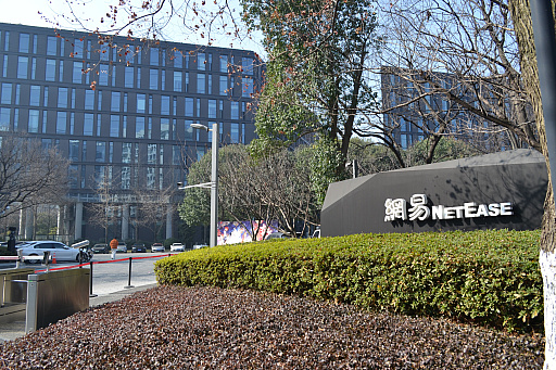 ���������꡼ No.001�Υ���ͥ������ / �Υ��󥿥ӥ塼��¸�ߤ��ʤ��ʤ鼫ʬ�����Ǻ�äƤ��ޤ���������ҡ��������塼������FragPunk�פ���ʻפ��Ǻ��줿��������ä�