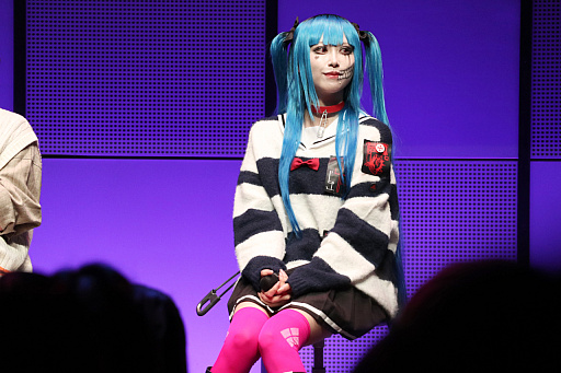 画像ギャラリー No.002のサムネイル画像 / 「『HUNDRED LINE -最終防衛学園-』プレミアム試遊会&完成発表会」レポート。小高和剛氏らが守りたいものは,TooKyo Gamesの命運!?