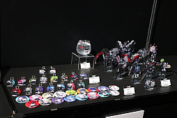 画像ギャラリー No.020のサムネイル画像 / 「『HUNDRED LINE -最終防衛学園-』プレミアム試遊会&完成発表会」レポート。小高和剛氏らが守りたいものは,TooKyo Gamesの命運!?