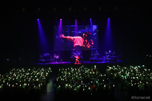 画像ギャラリー No.006のサムネイル画像 / 横浜にヒロイン&きらめき高校の仲間たちが集結! 「ときめきメモリアル」30周年を締めくくる熱狂のステージをレポート