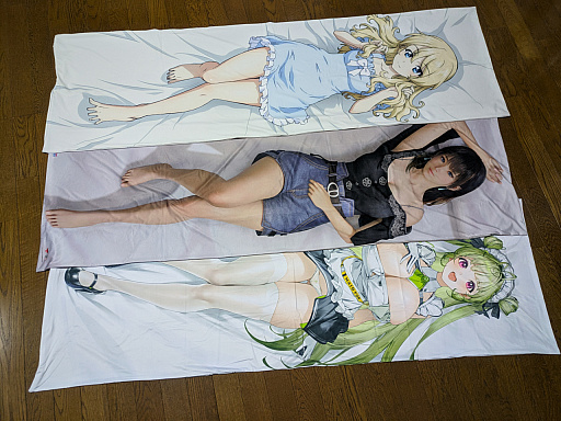 画像ギャラリー No.021のサムネイル画像 / 抱き枕(カバー)は質のいい睡眠にもつながる? 「VVプリズム」に登場する“ななみ”のものを購入してみた(「買い物Surfer」第26回)