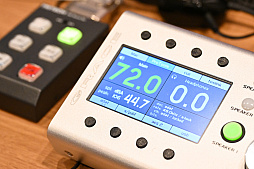 画像ギャラリー No.004のサムネイル画像 / 竹達彩奈さん,怒る。「LINE おまかせレンジャー」半周年記念,人間になったコニーの“怒りボイス”収録にお邪魔した