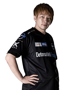 ���������꡼ No.003�Υ���ͥ������ / ��Virtua Fighter 5 R.E.V.O.�פȡ֤֤����ݤá��פΥ���ܤ����ꡣ�ץ������ޡ���VTuber�����å����ȤߥС�����ˤ��ʤ������ĩ��