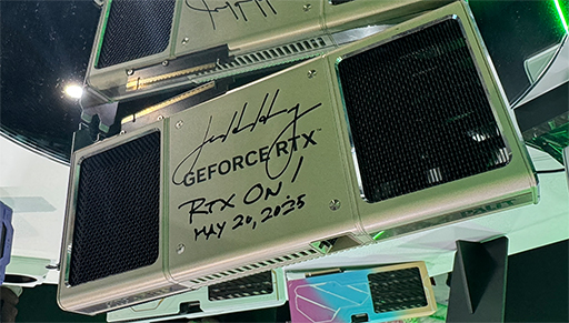 画像ギャラリー No.009のサムネイル画像 / 2スロットサイズでGeForce RTX 5090を搭載したグラフィックスカードのコンセプトモデルをPalitブースで展示