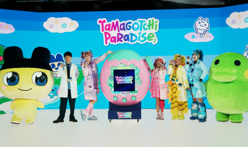 画像ギャラリー No.001のサムネイル画像 / たまごっちシリーズ最新作「Tamagotchi Paradise」は,お世話の視点を切り替えられる“ズーム機能”を搭載。開発背景などが語られた発表会をレポート