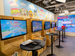 画像ギャラリー No.005のサムネイル画像 / 「たまごっちのプチプチおみせっち 祝!てんしょくフェア! in OSHI BASE Harajuku」レポート。最新ゲームの試遊とショッピングを楽しめる