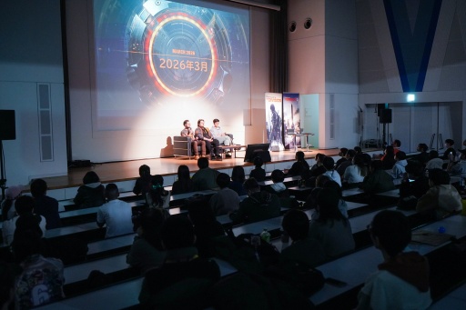 ���������꡼ No.005�Υ���ͥ������ / �桼�ӡ��������եȼ�š�FPS Day X�ײ���ݡ��ȡ���UBIDAY�פΰ����ҤϷ����Ѥ������⥳�ߥ�˥ƥ��򲹤�³���Ƥ���