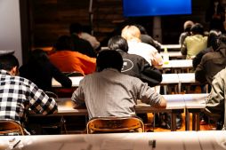 ���������꡼ No.009�Υ���ͥ������ / ����ۥ顼������ֻ���ʪ�����λ�ס����ϻ���������ë��8��16�����鳫�š�����ʪ���ˡΧ�˴ؤ�������ʤɤ����ꤵ���