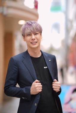 画像ギャラリー No.020のサムネイル画像 / 「雀エボライブ」,竹之内社長と竹之内更紗社長をプレイアブル雀士キャラクターとして実装。両氏が出演するエンタメ対局番組も公開