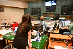 画像ギャラリー No.017のサムネイル画像 / Rejetが贈る新作シチュエーションCD「OVERNIGHTZ」BGM収録現場レポート。奏者,クリエイター陣から感じる,作品への熱意