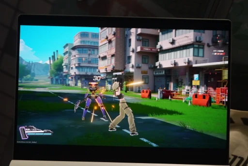 ���������꡼ No.008�Υ���ͥ������ / ��������å���������饤�ȥ�������Ved:Recure�פ���ǥץ쥤��ȯư���򥫥����ޥ�������BUFF�����ƥ�����ܤ���TGS2025��