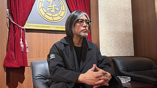 画像ギャラリー No.033のサムネイル画像 / 「龍が如く」冠婚葬祭展レポート。結婚,葬儀,兄弟の盃を交わす……人生のドラマをテーマに「龍が如く」らしさを味わえる