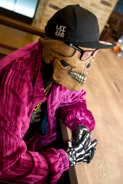 ꡼ No.008Υͥ / Υ󥿥ӥ塼ܻؤΤϤХǥ쥤ʥࡣLET IT DIE: INFERNOפˤϡ桼饹ȥХ̡ơȻפ鷺ïäʤԿԤɤ