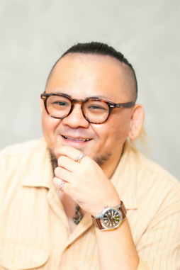 ���������꡼ No.001�Υ���ͥ������ / �Υ��󥿥ӥ塼�ϡ֤��뤰�� GiLGuL�פϡ���Ԥȳ�ȯ�ԤΥ��᡼������蘆�ꡤ����ɤ���Τˤʤä����������դ�����������»˻᤬��롤��������̤���������������