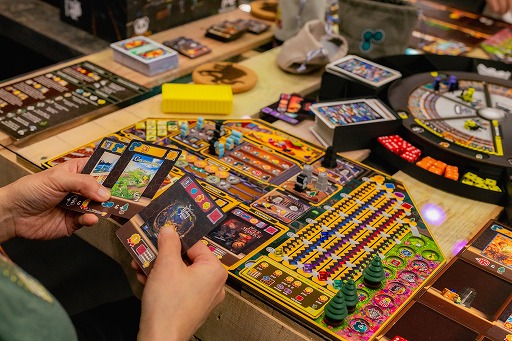 ���������꡼ No.002�Υ���ͥ������ / �ºߤΥܡ��ɥ����ब300����ʾ��о졣�ȥܥɥ���¤�ɤ�ơ��ޤˤ����ܥɥ��֥�����᡼������ ���ܸ��ǡס�����ե����1����˳���