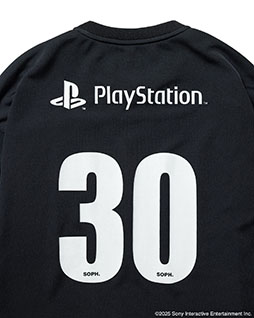 画像ギャラリー No.011のサムネイル画像 / 「YOASOBI」,PS発売30周年記念プロジェクトの楽曲リリースを記念して,アパレルブランド「SOPH.」とコラボしたゲームシャツをリリース