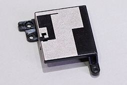 画像ギャラリー No.014のサムネイル画像 / 「Nintendo Switch 2」分解レポート。Switchの構造を踏襲しつつ,信頼性を高める工夫が随所に見られる