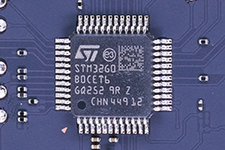 画像ギャラリー No.047のサムネイル画像 / 「Nintendo Switch 2」分解レポート。Switchの構造を踏襲しつつ,信頼性を高める工夫が随所に見られる