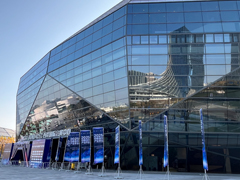 ��ö��ض��������ͺ�᤬��������񥲡��໺�Ƚг����̲򡣡�������ǡפؤΤ�������Τơ�����Ū������դ����ή�˺ƹ���