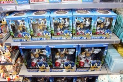 画像ギャラリー No.014のサムネイル画像 / 「SEGA STORE TOKYO」オープニングセレモニーをレポート。店舗限定アイテムも含め多彩なラインナップに注目だ