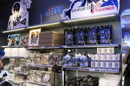 画像ギャラリー No.027のサムネイル画像 / 「SEGA STORE TOKYO」オープニングセレモニーをレポート。店舗限定アイテムも含め多彩なラインナップに注目だ