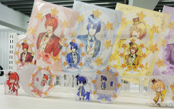 画像ギャラリー No.002のサムネイル画像 / 「UTA☆PRI GRAND SHOP」オープニング内覧会レポート。充実のアイテム&香りを楽しむフレグランス体験も