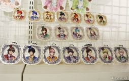 画像ギャラリー No.006のサムネイル画像 / 「UTA☆PRI GRAND SHOP」オープニング内覧会レポート。充実のアイテム&香りを楽しむフレグランス体験も