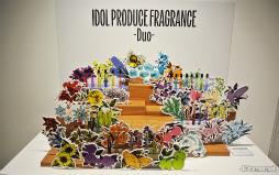 画像ギャラリー No.011のサムネイル画像 / 「UTA☆PRI GRAND SHOP」オープニング内覧会レポート。充実のアイテム&香りを楽しむフレグランス体験も