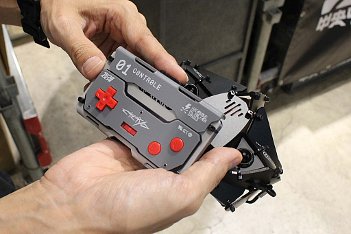 ���������꡼ No.003�Υ���ͥ������ / �����ൡ��Υѡ��Ĥ򥰥å��䥢�������꡼��ͻ�礵���������ƥ����¤�����䤹������Į��ѹ��ݡפ�TGS�˽�Ÿ�����ä�������ե���˻ɤ���̥�ǤΥ����ƥ��·�����TGS2025��