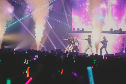 画像ギャラリー No.004のサムネイル画像 / 「UniteUp!」合同ライブ「sMiLea LIVE -Fly into the Uni:Birth-」レポート。アニメ2期を経て感じた“多次元アイドルプロジェクト”の本気