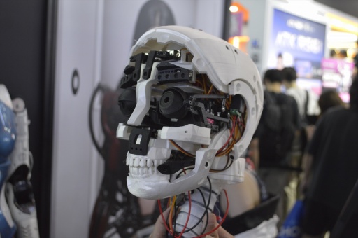 ���������꡼ No.008�Υ���ͥ������ / �Ȱ�Ȥ˰���ɤλ���ϰճ����᤯��롩�����Ի��ͤγ�ȯ���ץ�����������Ū���ä����ܥåȤ�����Ҳ��CJ2025��