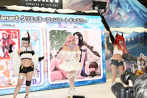 ���������꡼ No.001�Υ���ͥ������ / �֥��ߥå��ޡ����å�107�ץ�ݡ���NIKKE�פ�֥��ƥ饽��ס֥֥饦�������2�פʤɤΥ֡����Ǹ��������ץ쥤�䡼�򻣱Ƥ��Ƥ���