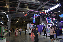 画像ギャラリー No.011のサムネイル画像 / 中国オタクの最前線「BiliBili World 2025」は,チケット30万枚が35秒で完売。ゲーム関連の出展が増え,目が離せないイベントに