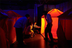 画像ギャラリー No.009のサムネイル画像 / クトゥルフ神話を題材としたリアル脱出ゲーム「狂気の山脈からの脱出」,10月9日より開催。テントの中で謎解き体験。ホラー要素もあり