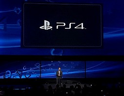 PlayStation 4Υϡɥ򸫤롣ȥѡ㡼줿PCƥɤ⤿餹Τϡ