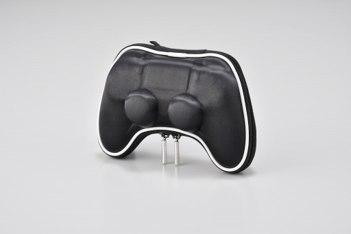 画像ギャラリー No.004のサムネイル画像 / DUALSHOCK 4やDUALSHOCK 3をしまっておける専用ケースがアンサーから登場